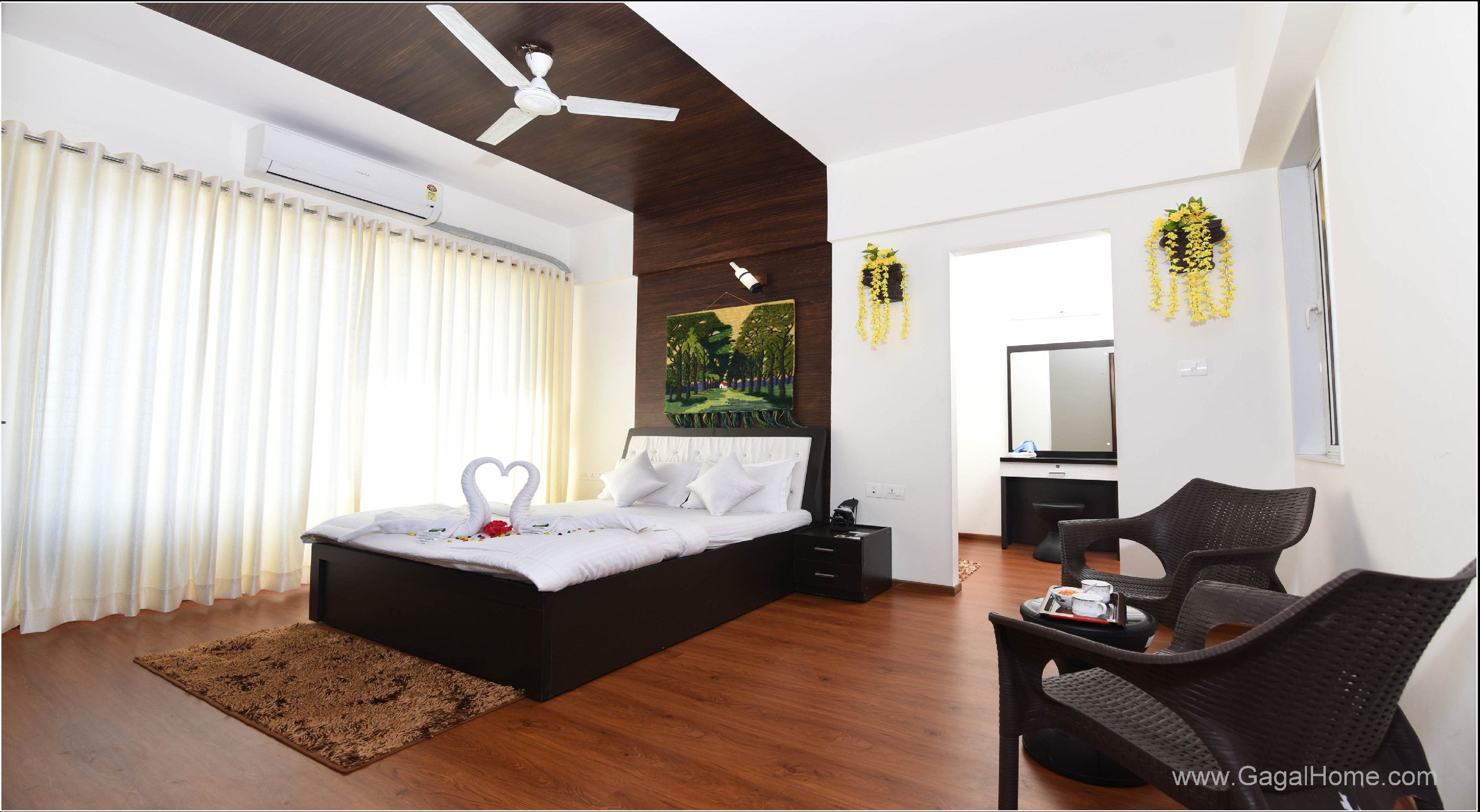 Gagal Homes - Andheri Suite - Tap to explore photos