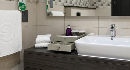 Centara West Bay Hotel & Residences Doha Room Type - Deluxe Studio