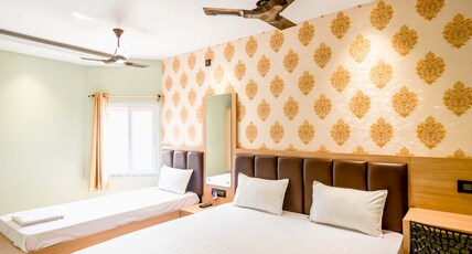 Hotel Jagadish Puri Room Type - 3 Bed AC Deluxe