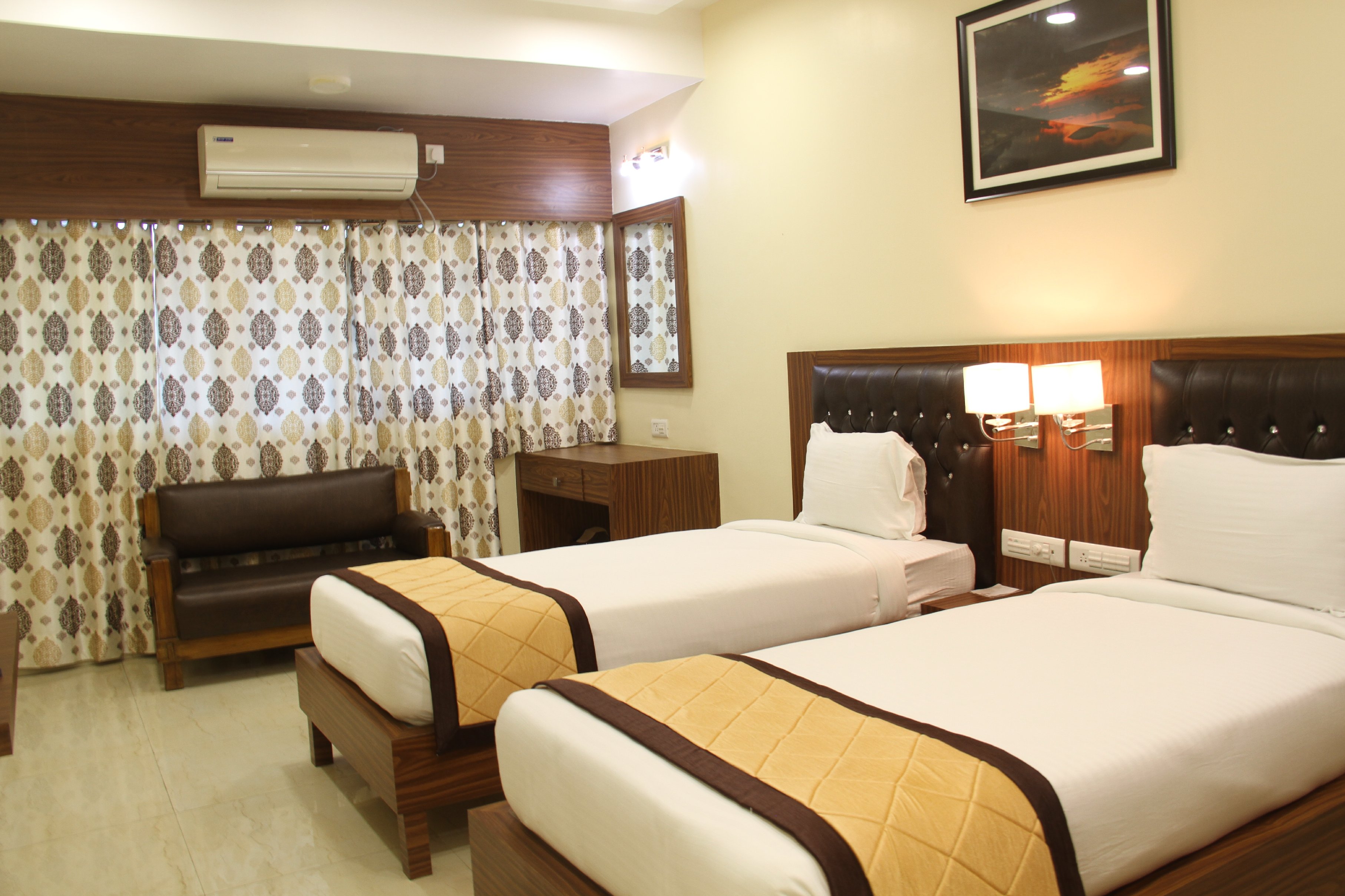 Hotel Minar Galaxy Room Type - Executive Deluxe Double/Twin