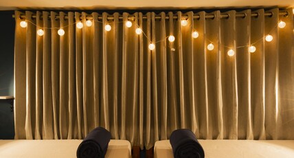 Locomo Hostel  OG - Stay Work Eat Room Type - Bed in 8-Bed Female Dorm