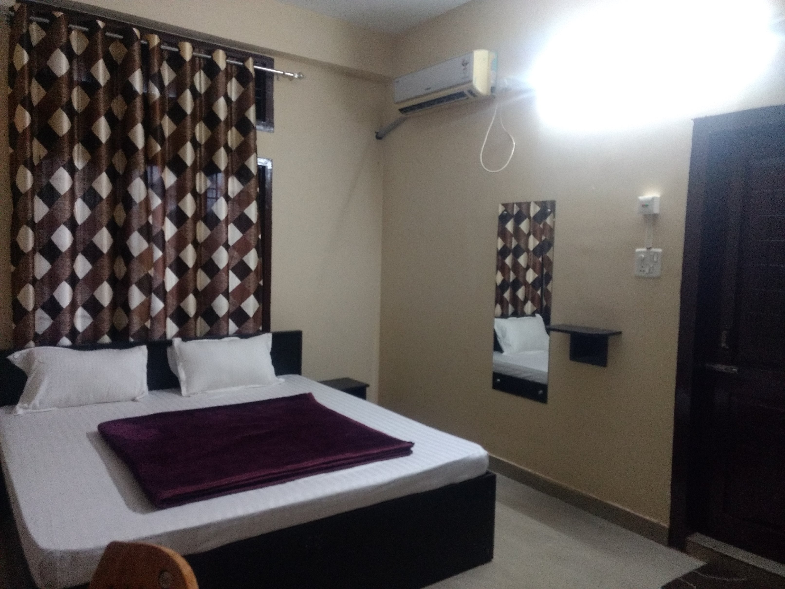 Swasthi Homestay | Six Mile - Tap to explore photos