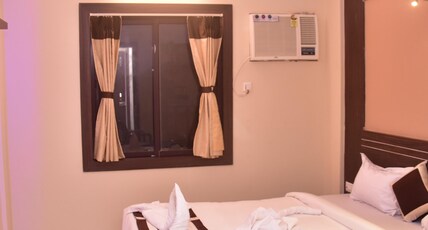 Globe International Room Type - Executive AC
