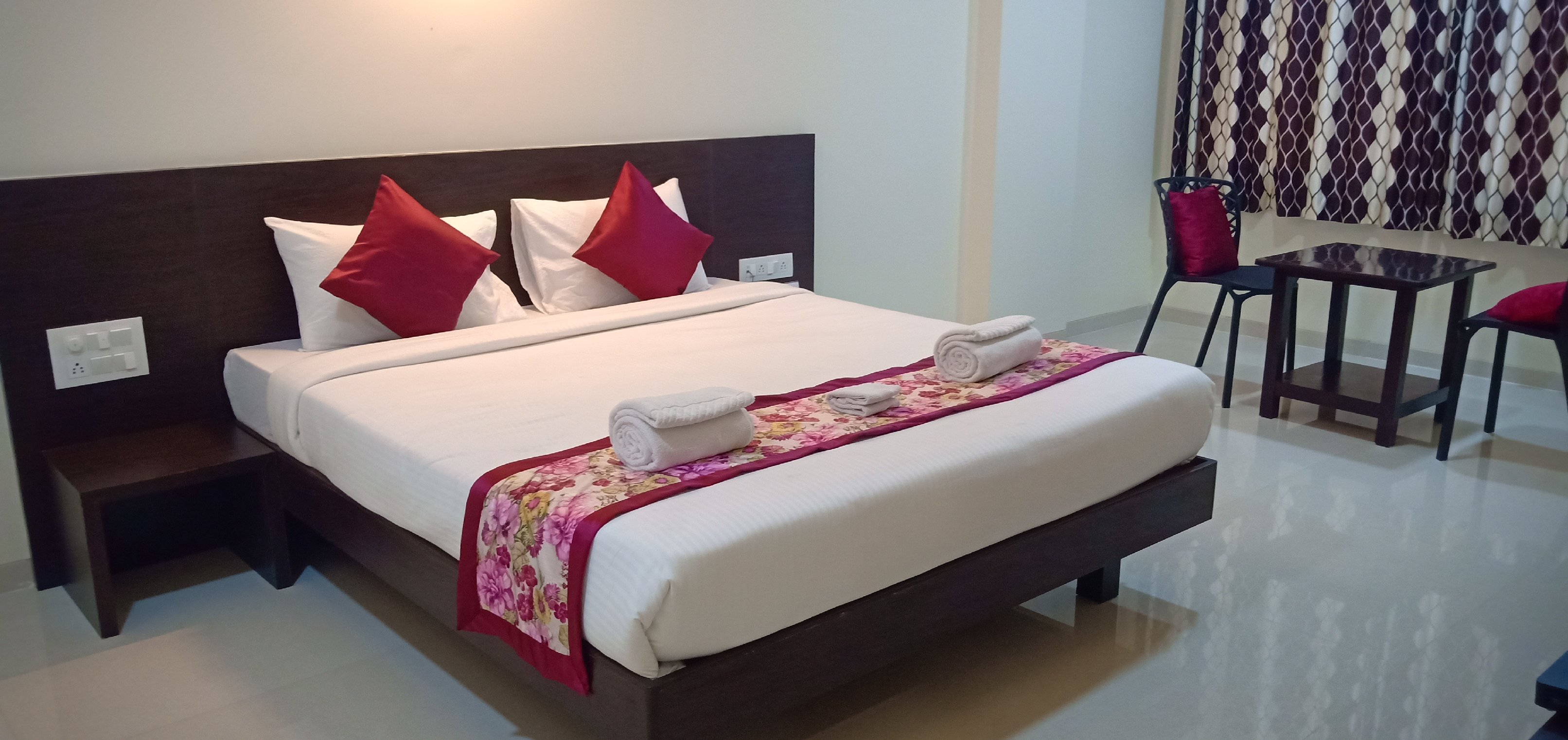 The Hotel Relax Room Type - Deluxe Non AC Room