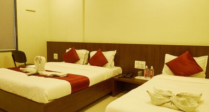 Hotel Vidisha Palace Room Type - Deluxe Triple Bed Ac