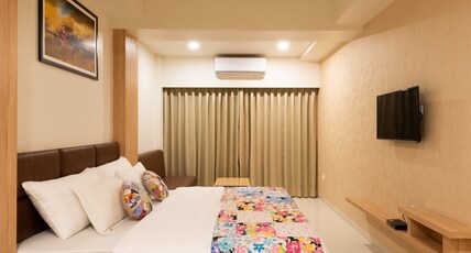 Hotel Drishti Room Type - Deluxe Double Bed Room