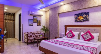 Hotel Emporio @ Paharganj Room Type - Suite Room Hotel Emporio @ Paharganj Room Type - Suite Room