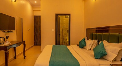 Hotel Rishikesh Grand by Kool-stays Room Type - Deluxe Room With Garden View