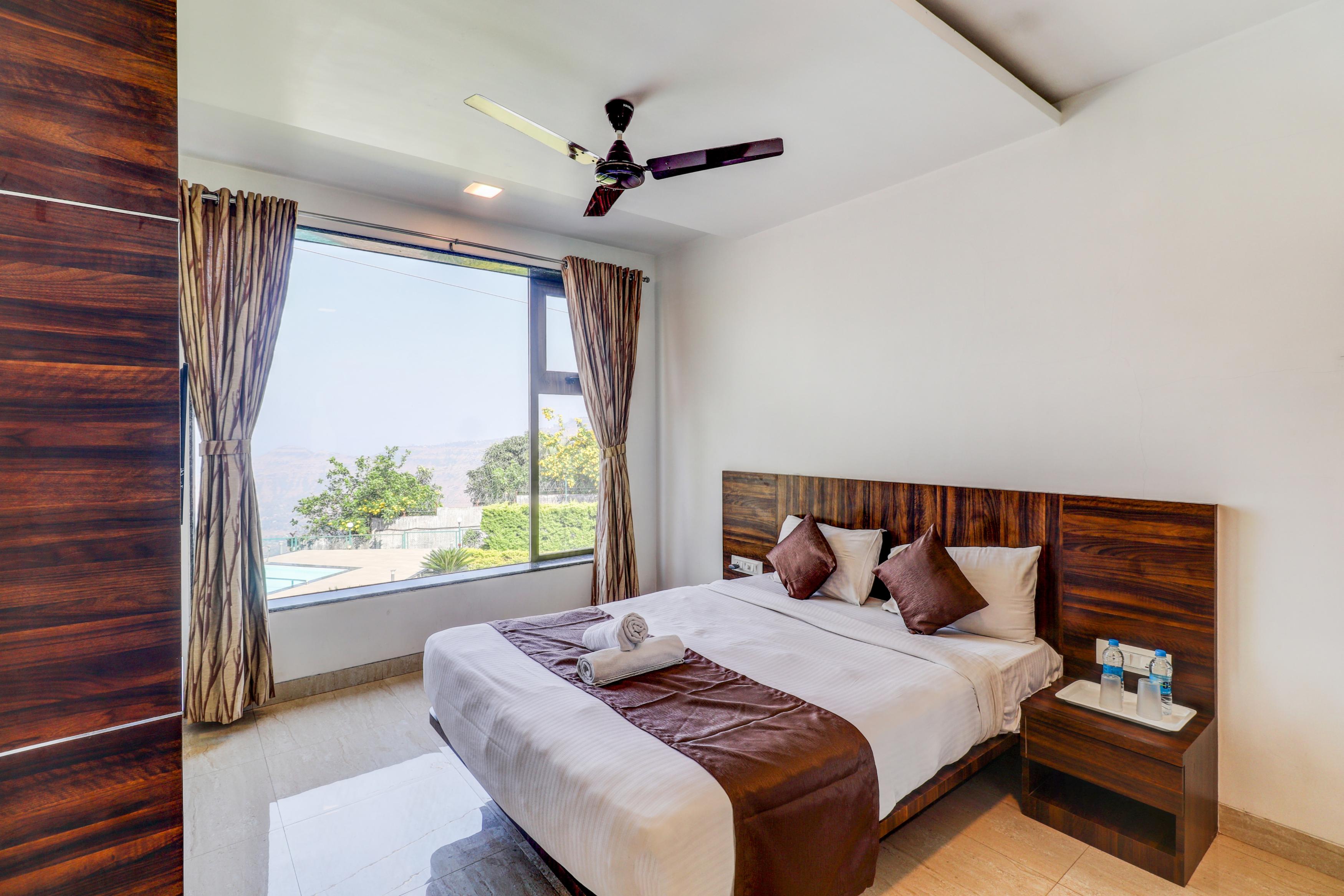 Royal Orbit Hotel Room Type - Deluxe Suite Room