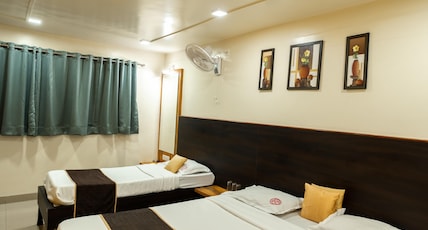 HOTEL ELLORA PARK Room Type - Triple Bed Non AC - (Guest age should be 21 years and above) HOTEL ELLORA PARK Room Type - Triple Bed Non AC - (Guest age should be 21 years and above)