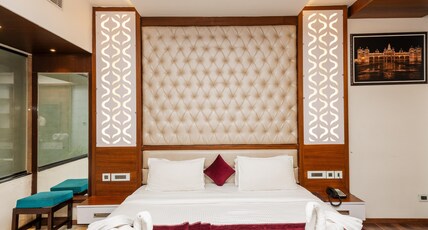 HOTEL PREETHI INTERNATIONAL Room Type - Suite