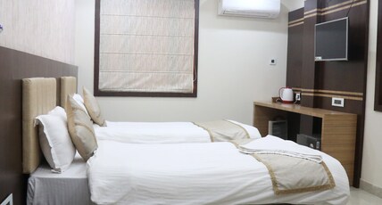 Vandana Residency Room Type - Deluxe Room