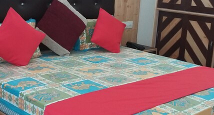 Saras Guest House Room Type - Mountain View Balcony