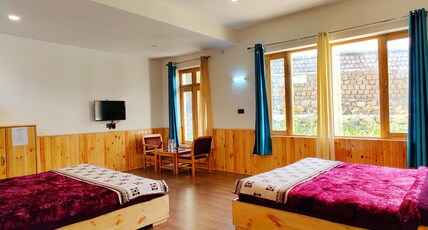 Glacier View Guest House Room Type - Superior Family Suit