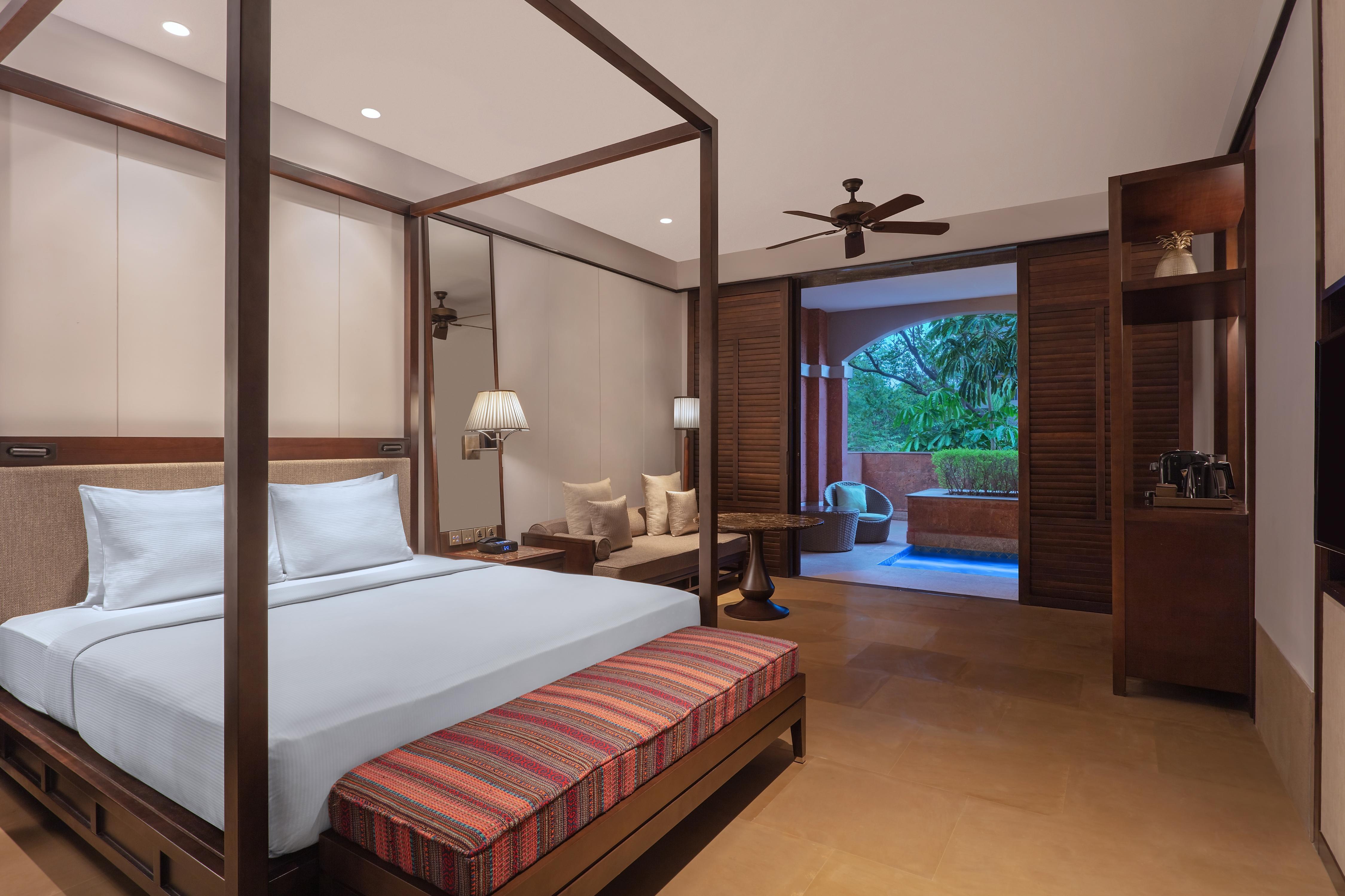 Hilton Goa Resort,Candolim Room Type - King Luxury Room with outdoor Whirlpool Bath Hilton Goa Resort,Candolim Room Type - King Luxury Room with outdoor Whirlpool Bath