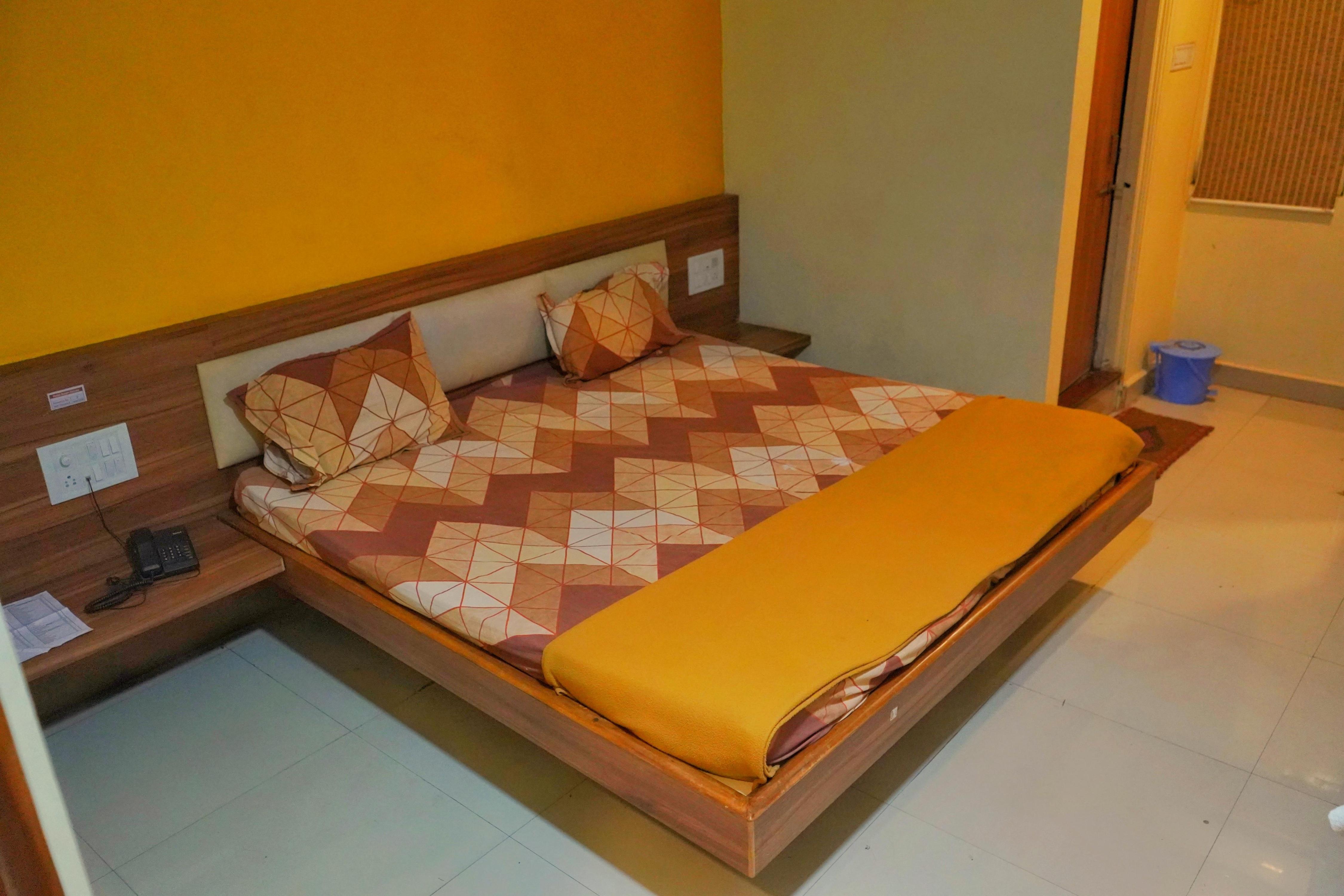 Hotel Ratan Delux Room Type - Standard NON AC Room