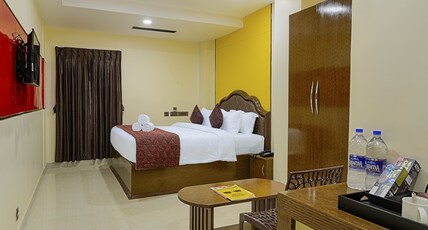 RamRaj Regency Room Type - DELUXE ROOM AC