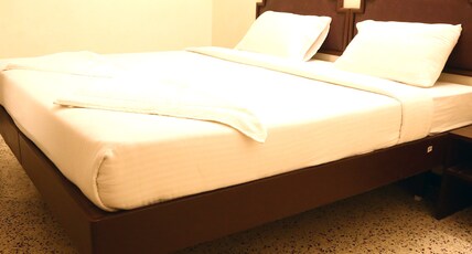 Sakthi Park Near Melmaruvathur Temple Room Type - Premium -AC 24 Hrs check in Sakthi Park Near Melmaruvathur Temple Room Type - Premium -AC 24 Hrs check in