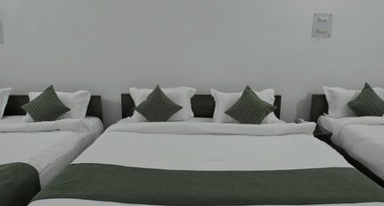 Hill Castle Room Type - Deluxe Grand Family Room