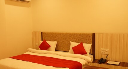 Hotel Sunrise Room Type - Deluxe Room