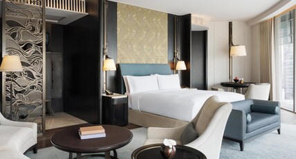 Waldorf Astoria Bangkok by Hilton Room Type - KING DELUXE SUITE