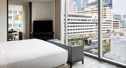 Waldorf Astoria Bangkok by Hilton Room Type - KING CORNER SUITE
