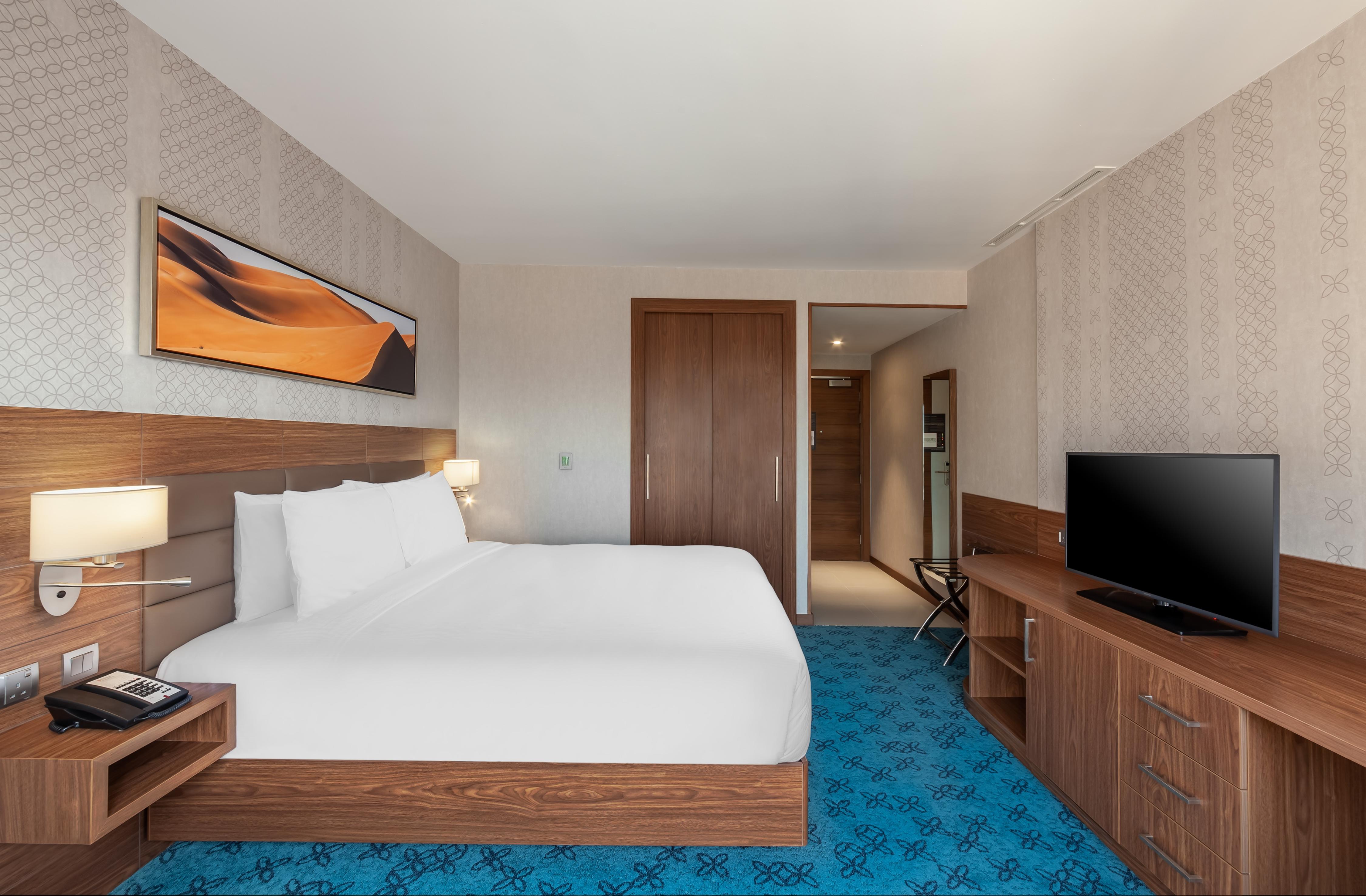 DoubleTree by Hilton Dubai Al Jadaf Room Type - KING ACCESSIBLE GUEST ROOM