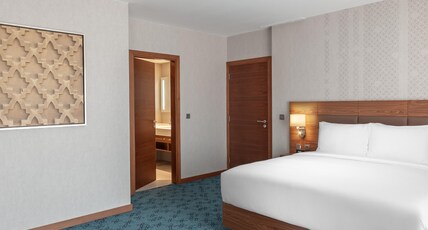 DoubleTree by Hilton Dubai Al Jadaf Room Type - King One Bedroom Suite DoubleTree by Hilton Dubai Al Jadaf Room Type - King One Bedroom Suite