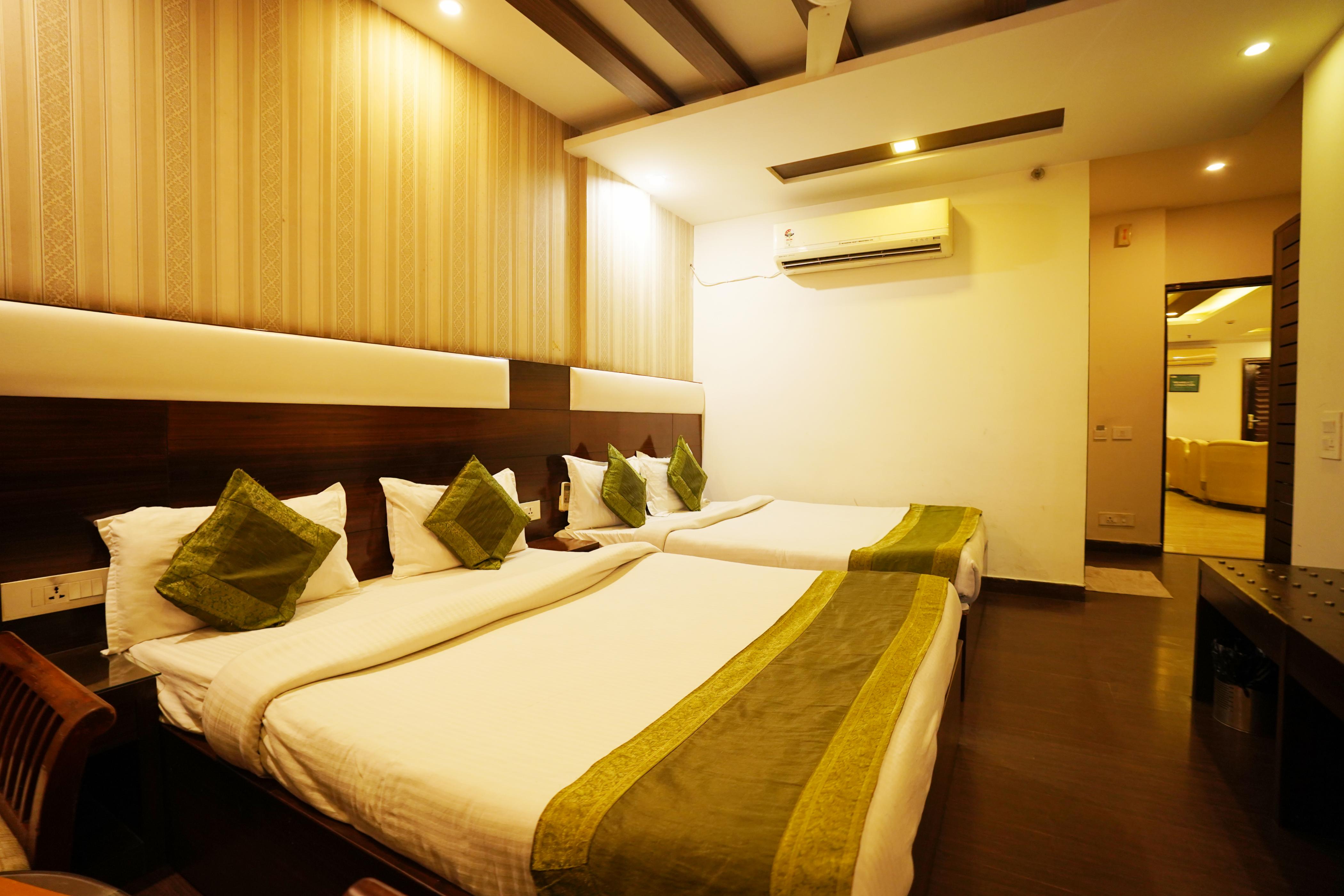 Hotel Dreamland Chandigarh (Manimajra) Room Type - 4 Bedded Family Room