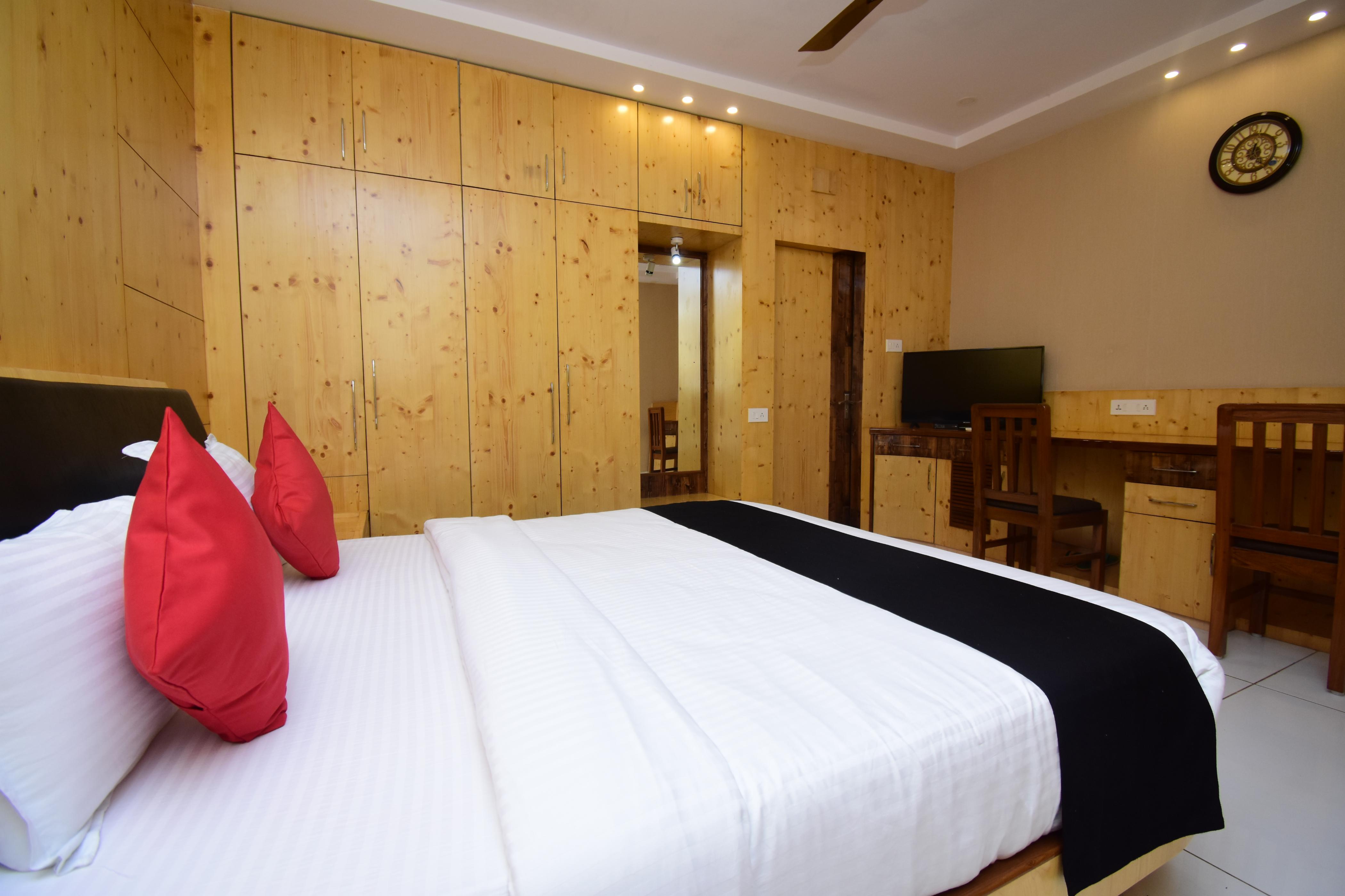 Hotel Greenland Towers Room Type - Executive Suite Rooms King Bed With Bathtub