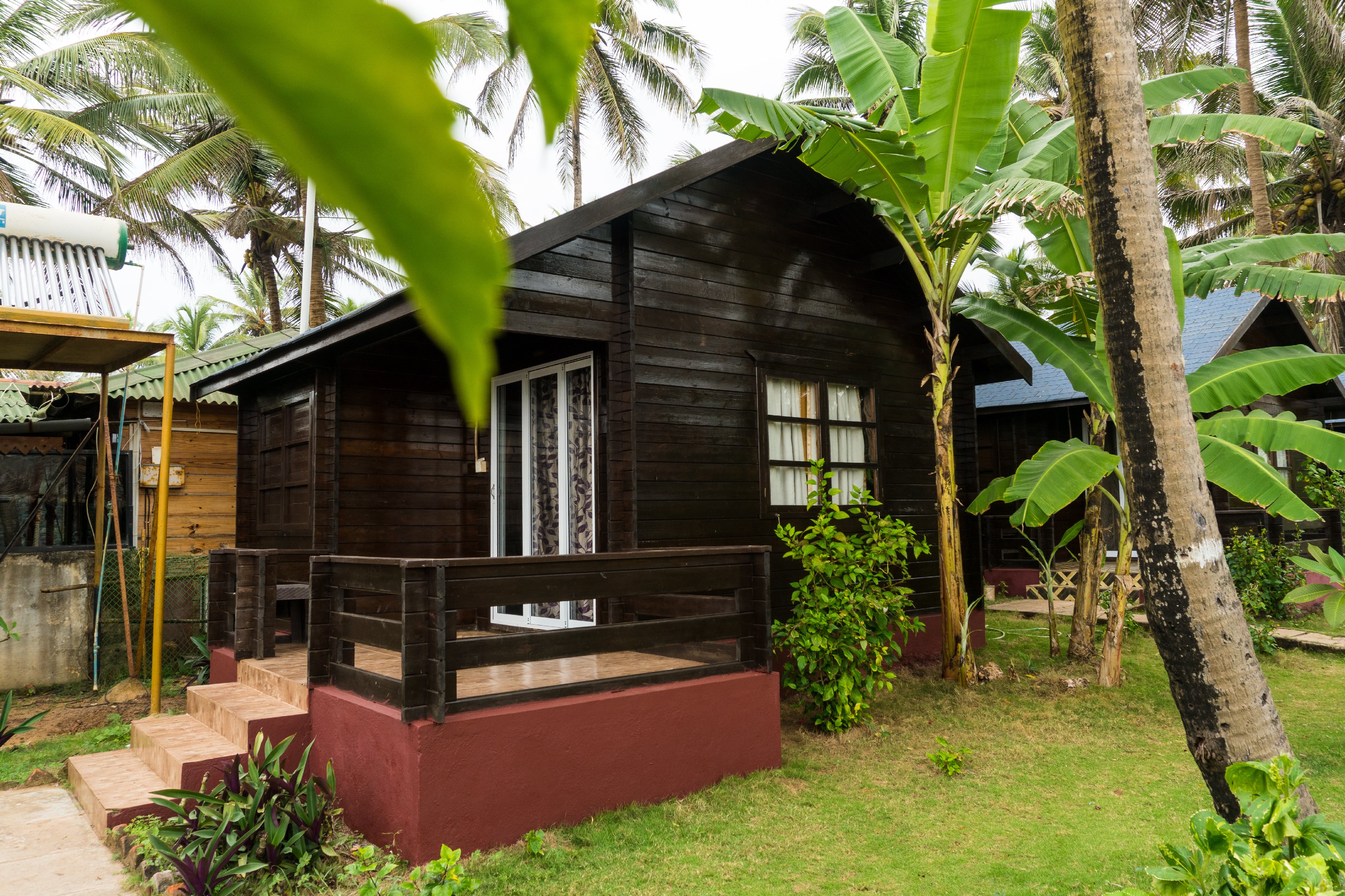 Vista Praia Beach Cottages | Rooms & Wi-Fi - Tap to explore photos