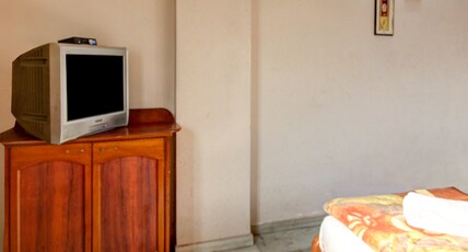 Jai Radhe Hotel Room Type - Deluxe Room AC