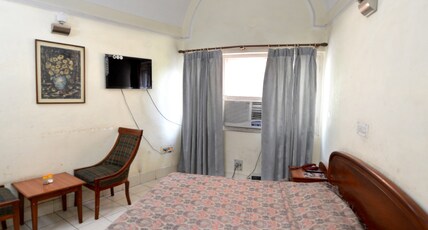 Blue  Jay Tourist Resort Room Type - Executive Room