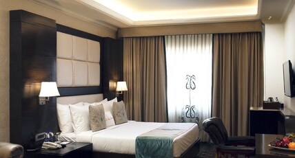 Zone By The Park Jammu Room Type - Zone Deluxe