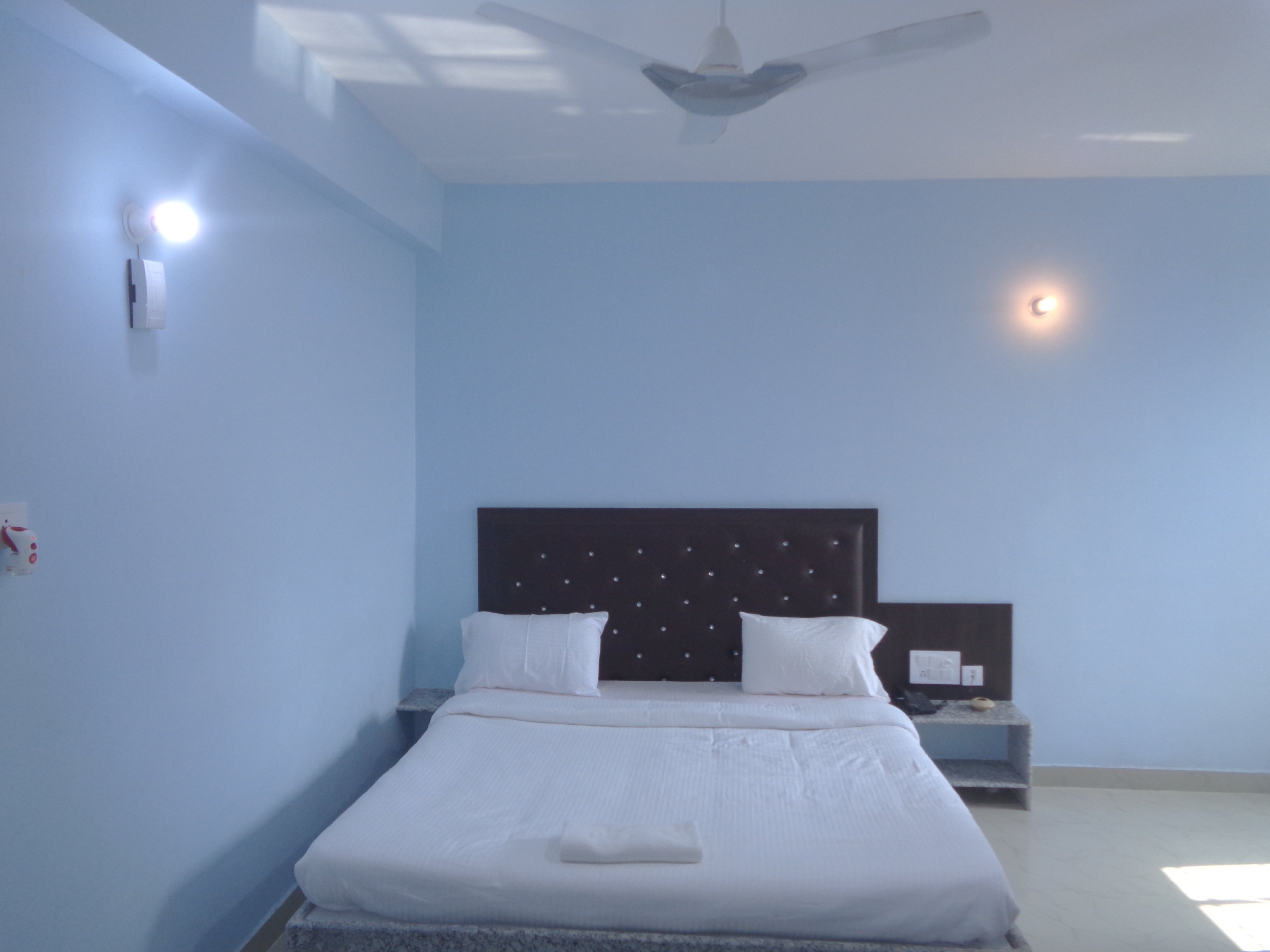 HOTEL GLORY GRAND Room Type - Grand Double Deluxe