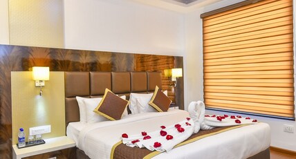 Hotel Suncity Plaza Sitapura Room Type - Family Suite Hotel Suncity Plaza Sitapura Room Type - Family Suite