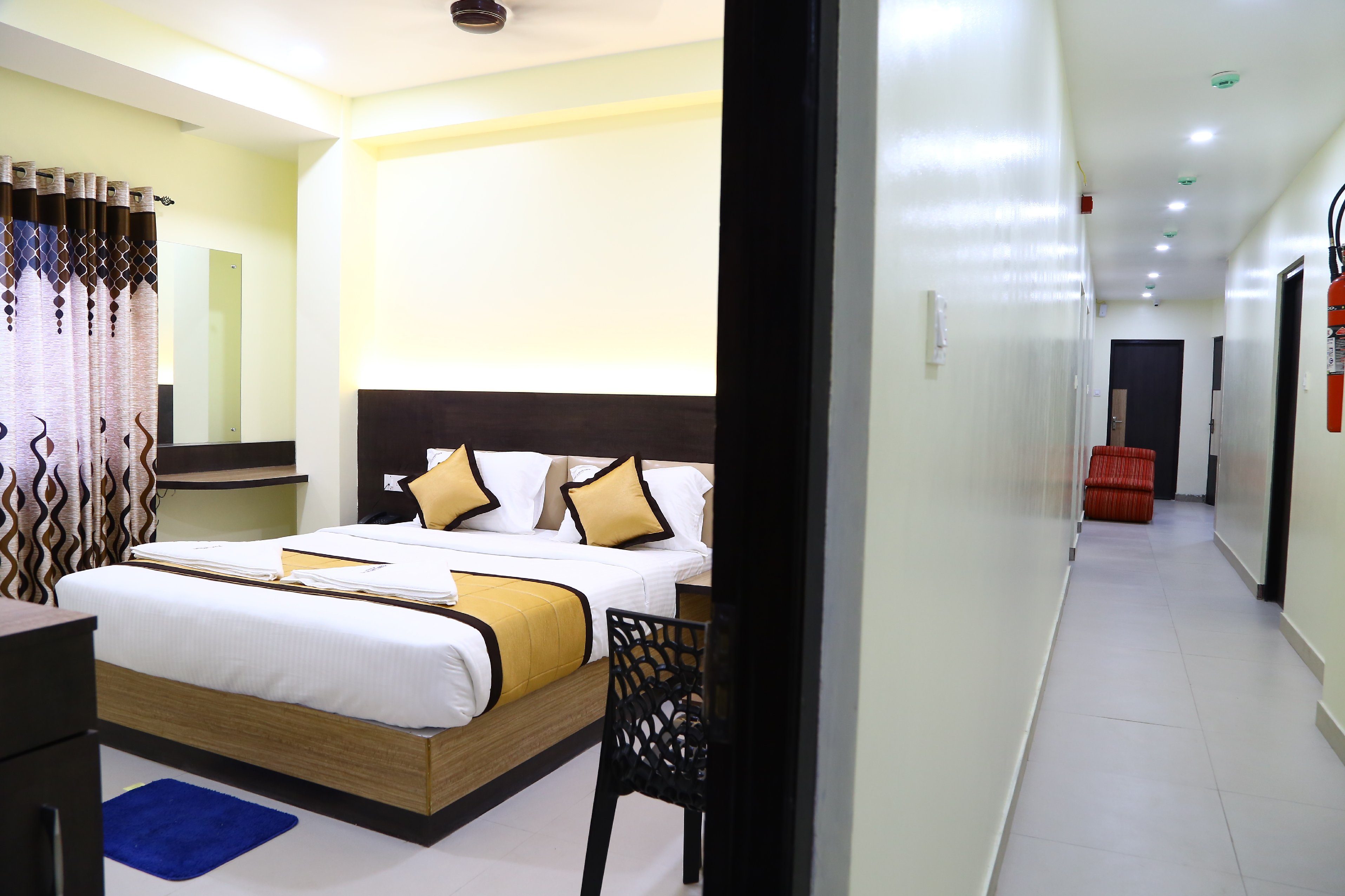 Hotel Landmark Room Type - Super Deluxe Room