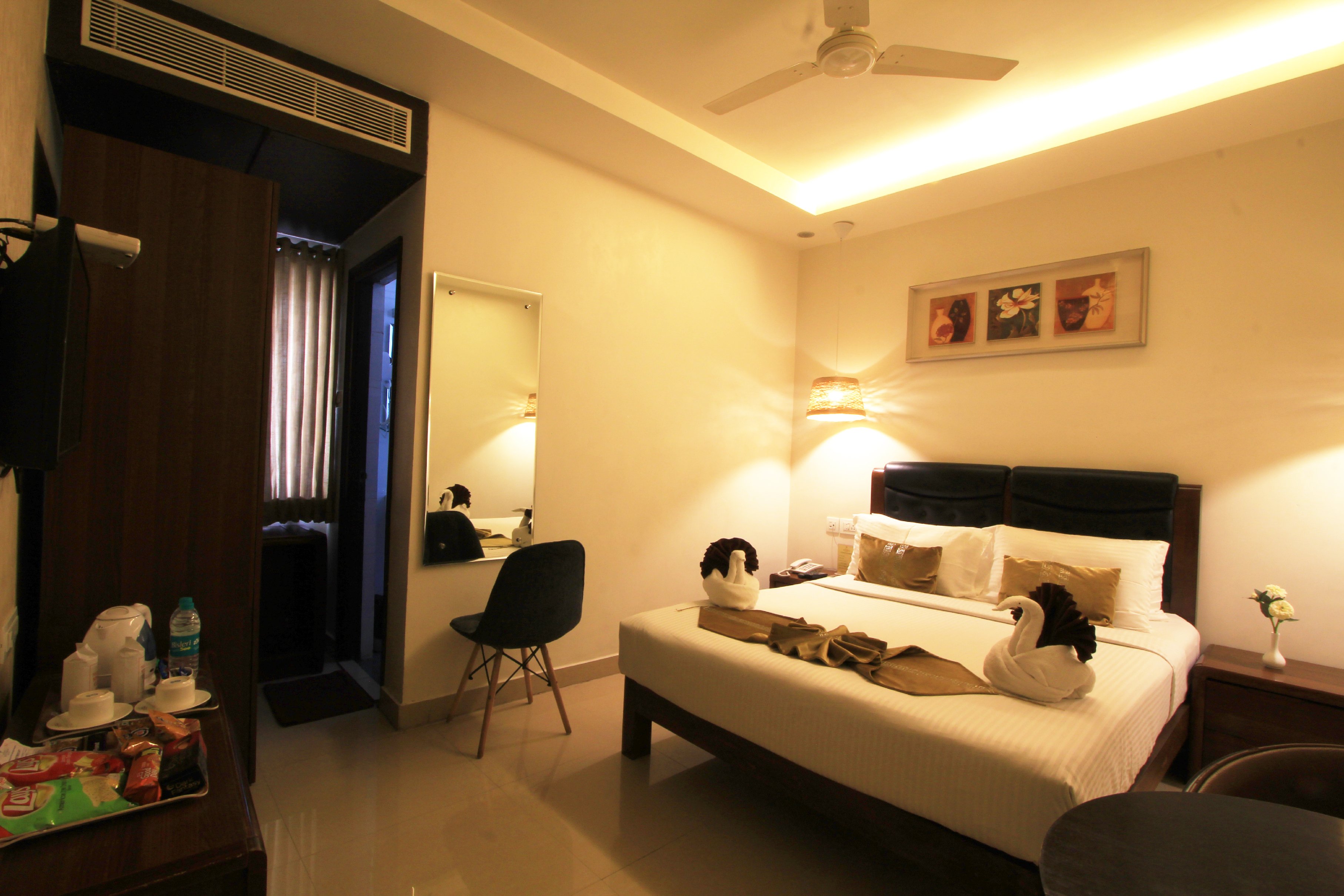 New Satyam Stay Comfort - Tap to explore photos