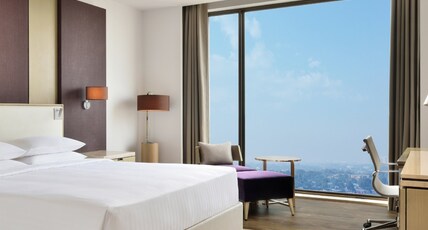 Courtyard by Marriott Siliguri Room Type - Executive Guest room, 1 King, High floor
