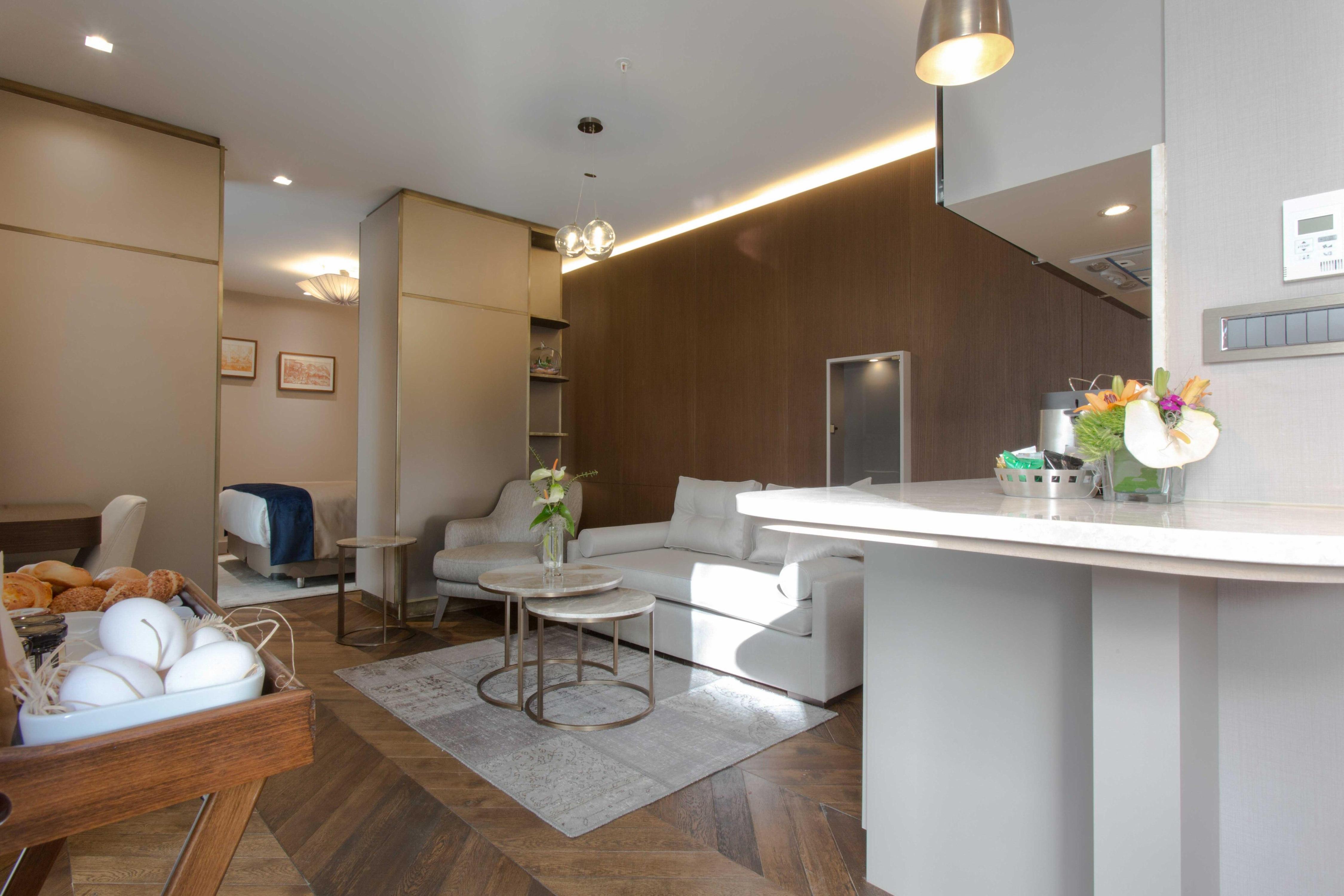 Noble22 Suites
