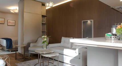 Noble22 Suites Room Type - JUNIOR SUITE CITY VIEW