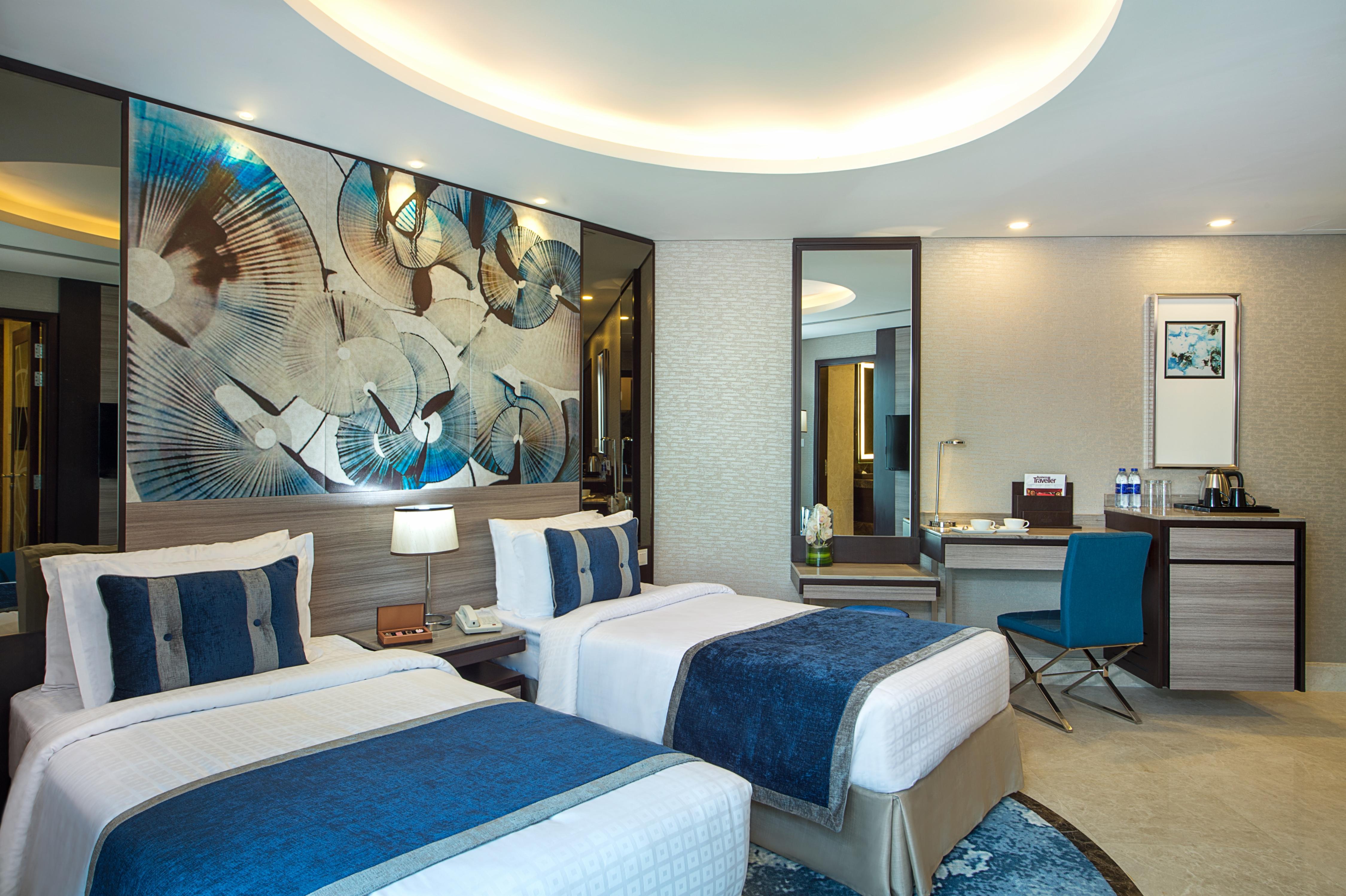 GRAND MERCURE BUSINESS BAY - Tap to explore photos