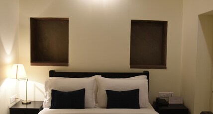 Baijoo Niwas Room Type - Junior Suite