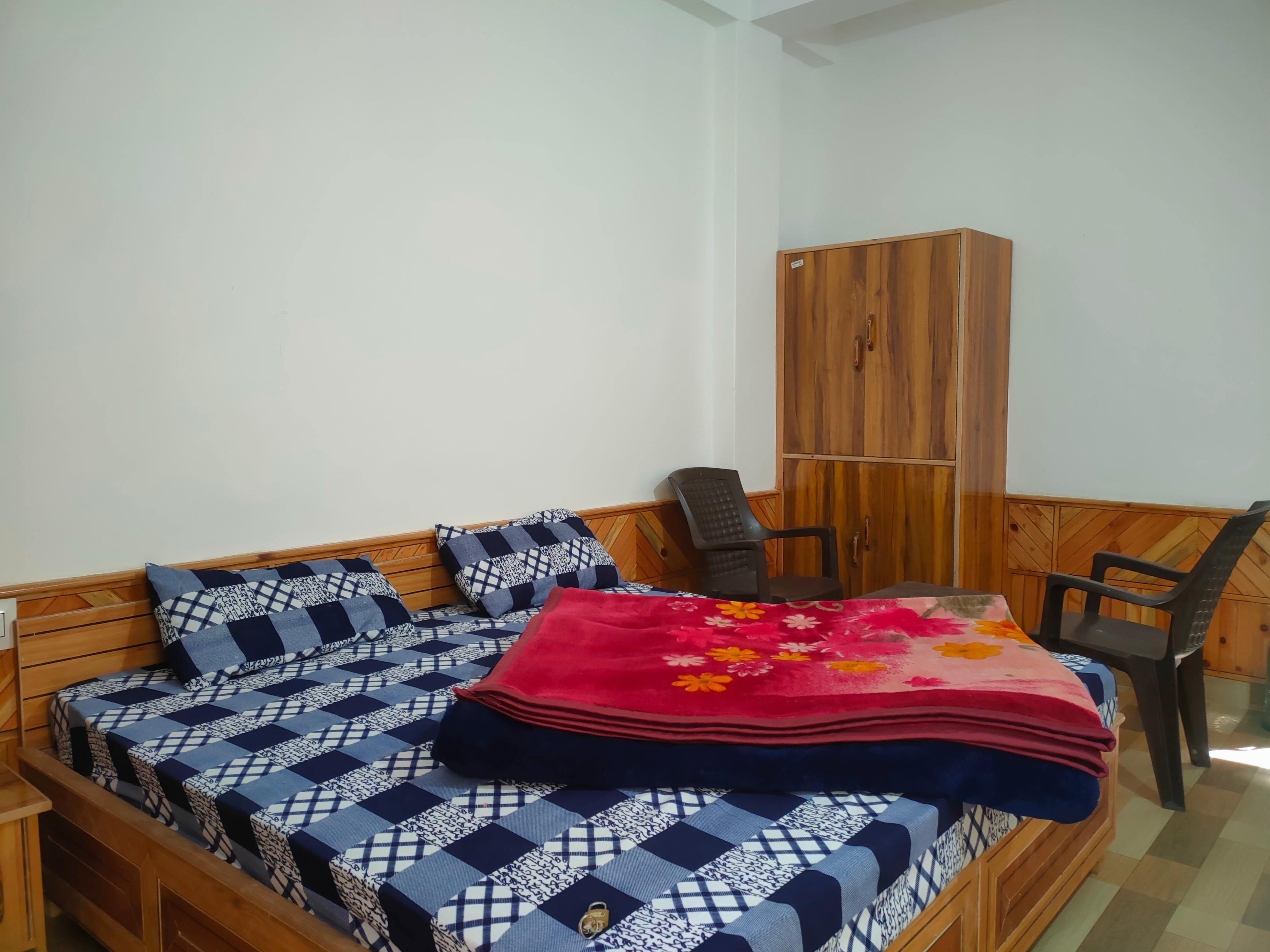 Highland-Gojh Kasol | Rooms & Dorms - Tap to explore photos