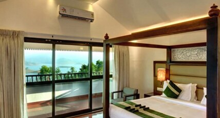 Contour Island Resort and Spa Room Type - Lake View Cottage With Balcony Contour Island Resort and Spa Room Type - Lake View Cottage With Balcony