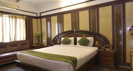 Navanidhi Comforts Room Type - Double Non Ac room