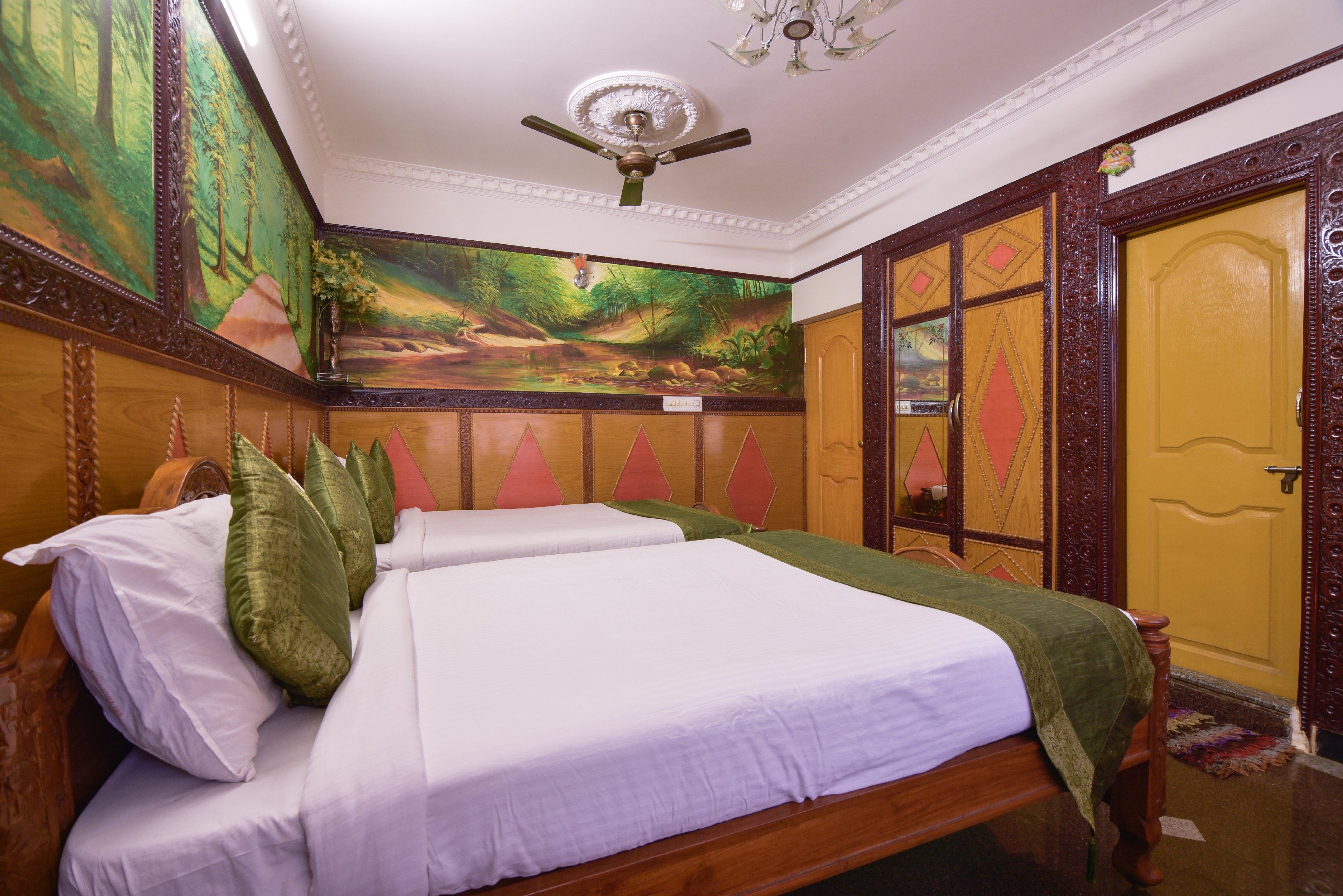 Navanidhi Comforts Room Type - Family Suites Ac Room