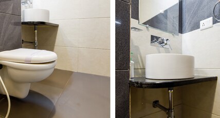 Hotel SVC Inn (Infront of Platform No.1 Railway Station) Room Type - Premium Room Hotel SVC Inn (Infront of Platform No.1 Railway Station) Room Type - Premium Room