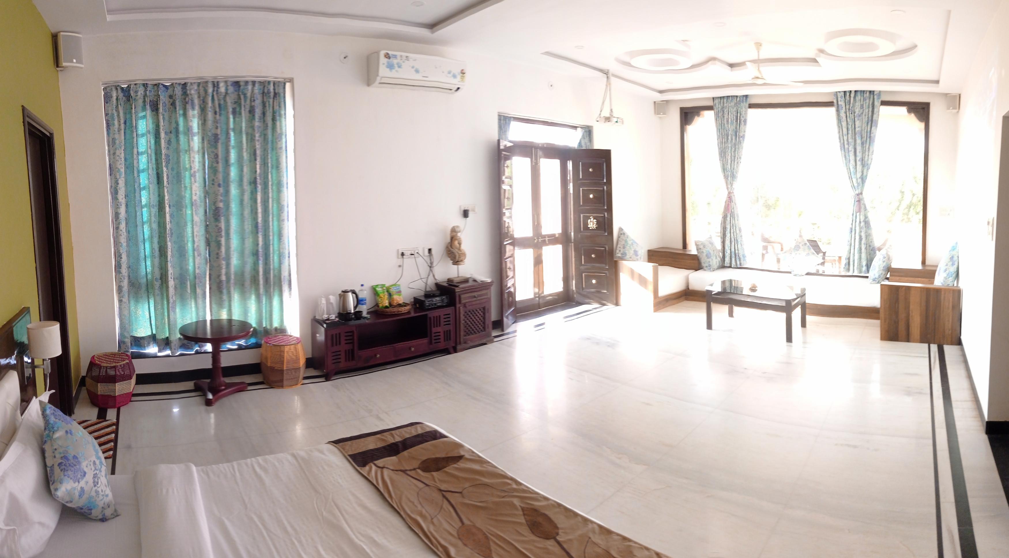 Zest Damodar Garh Room Type - Family Suite Room with Home theater