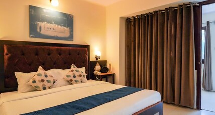 Hotel Silverton (180 lake view) Room Type - Superior Room (Lake View)